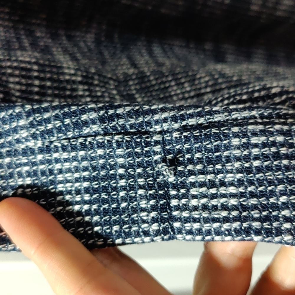 NWT- Inspired Hearts blue/white knit vest with kangaroo pockets and hood. Size M - Picture 4 of 5